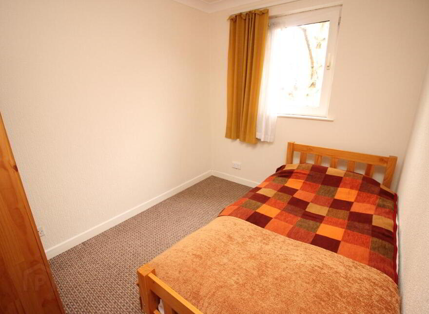 6 Ascot House, Windsor Avenue North, Belfast, BT9 6EL