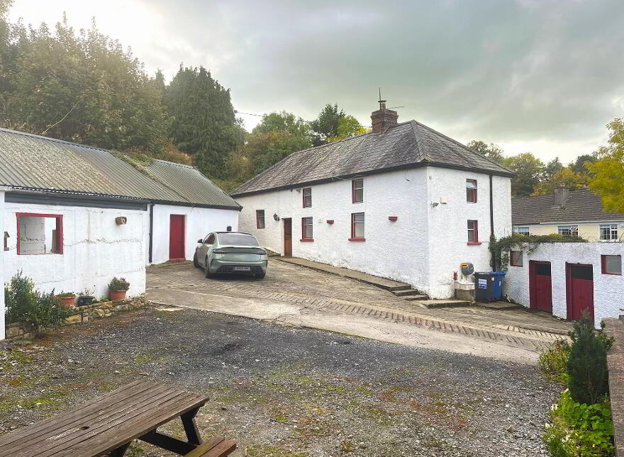 Roaring Spring Road, Clonmel, E91HE39 photo