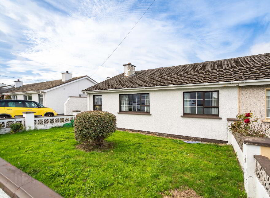 2 Rockfield Terrace, Buncrana, F93D7X3