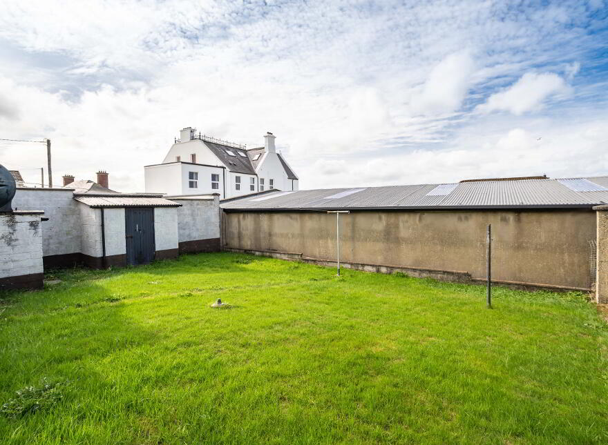 2 Rockfield Terrace, Buncrana, F93D7X3