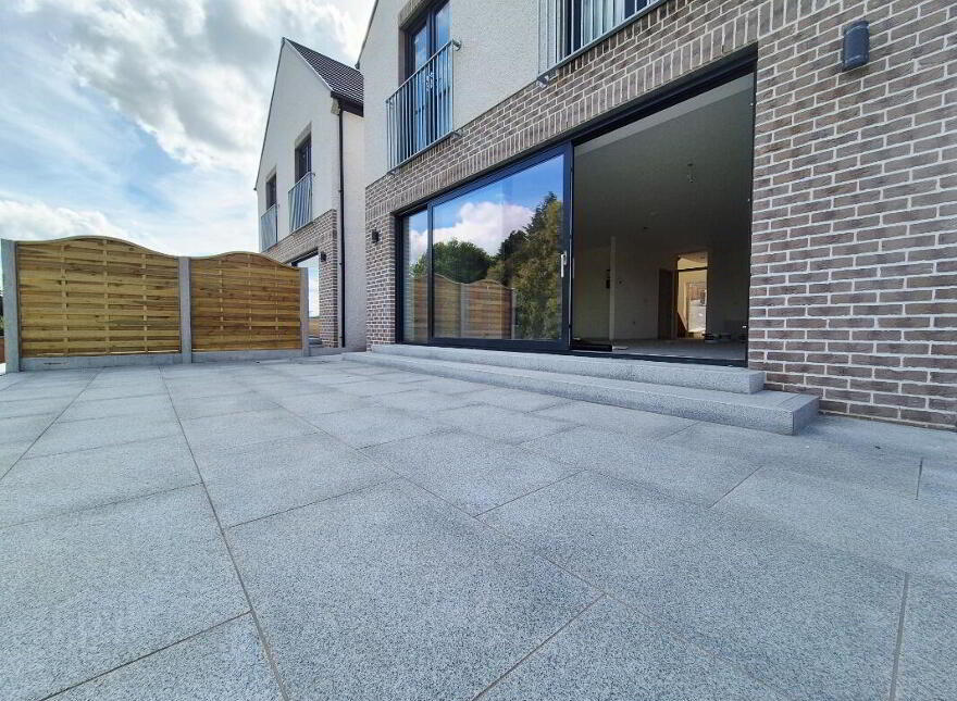 Gortmore Drive, Omagh, BT78 5EA