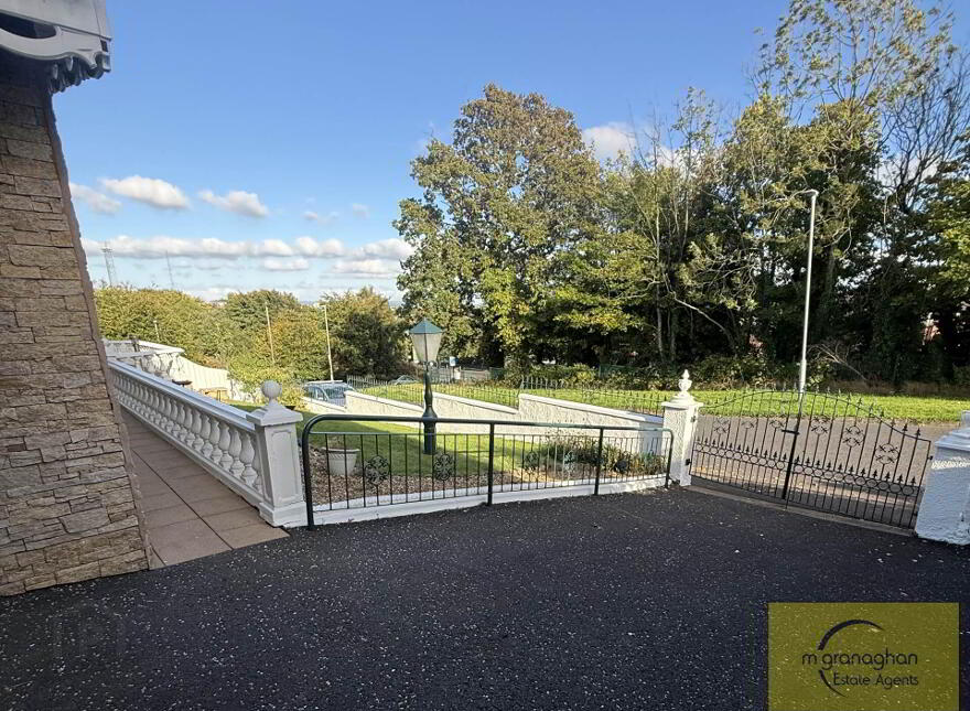 10 Glengoland Park, Stewartstown, Belfast, BT17 0JD