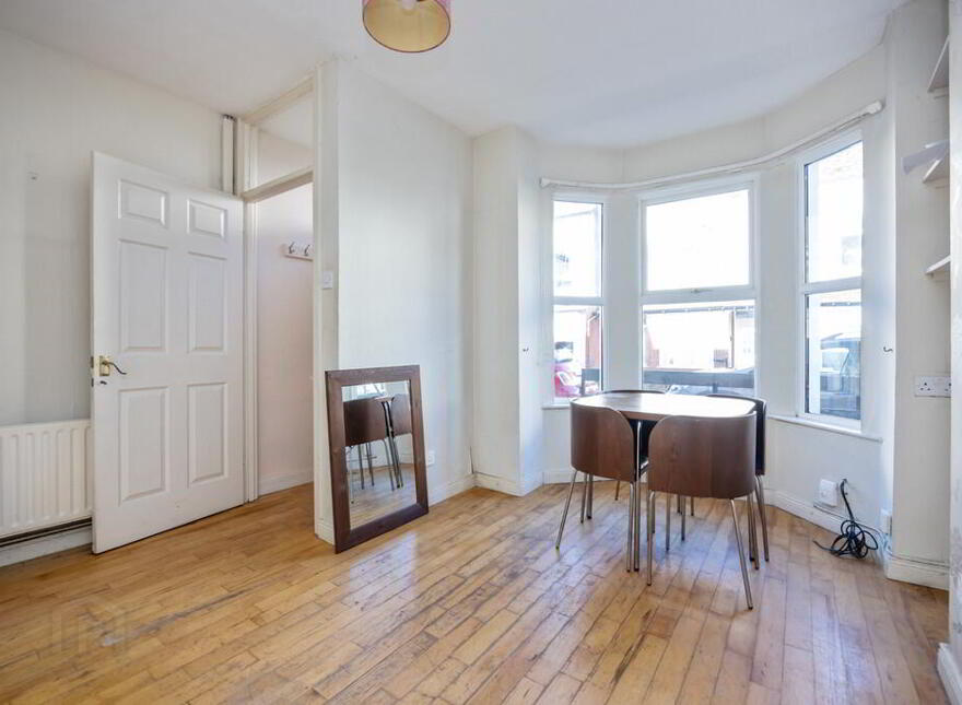 30 Fernwood Street, Belfast, BT7 3BQ