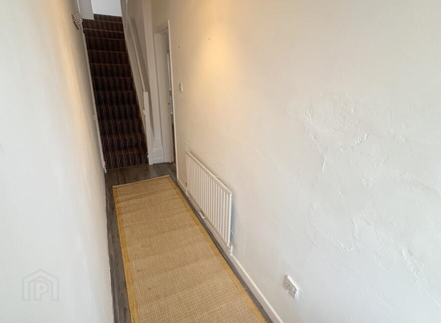 38 London Road, Belfast, BT6 8EY