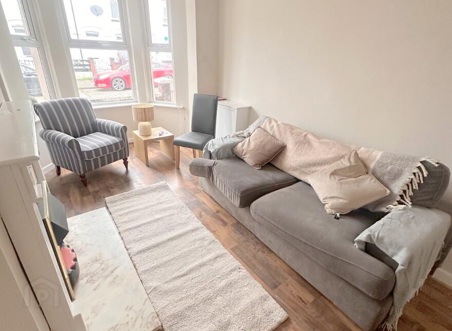 38 London Road, Belfast, BT6 8EY