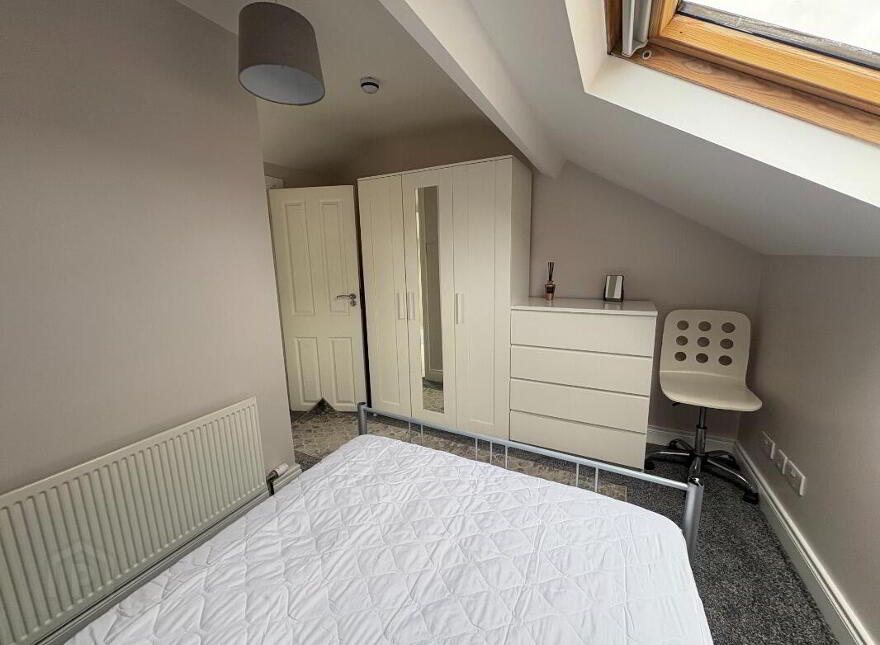 100 Dunluce Avenue, Belfast, BT9 7AZ