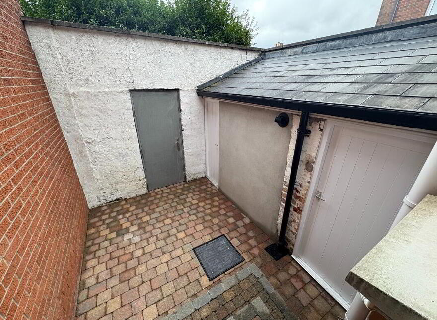 100 Dunluce Avenue, Belfast, BT9 7AZ