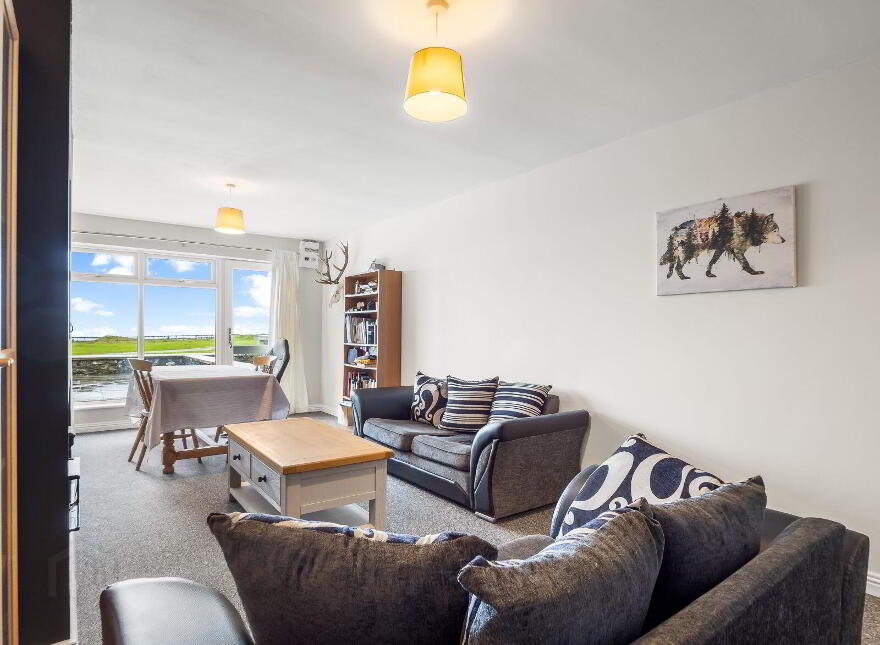 2 Grainne's Cove, Aillebrack, Ballyconneely, H71TY42