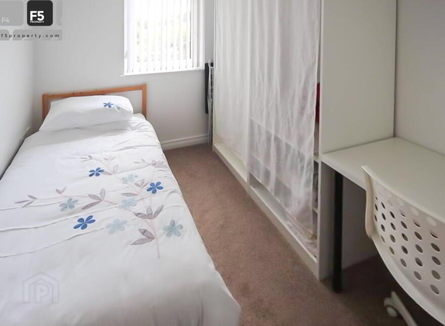 Apt 24 3, West Circular Close, The Vale, Belfast, BT13 3WQ