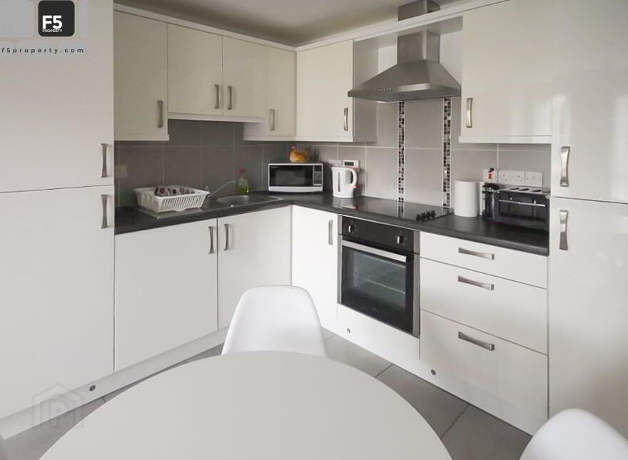 Apt 24 3, West Circular Close, The Vale, Belfast, BT13 3WQ