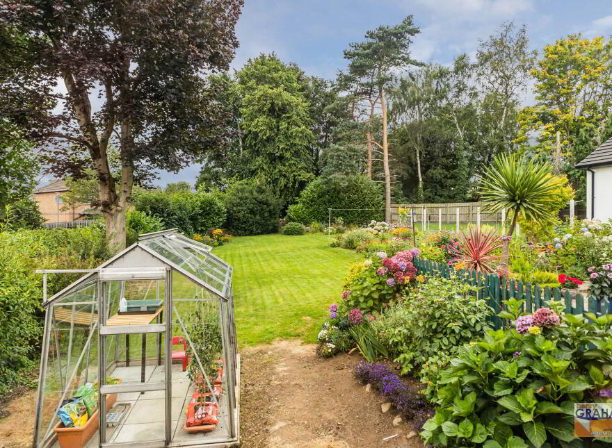 5 Killowen Park, Lisburn, BT28 3LD