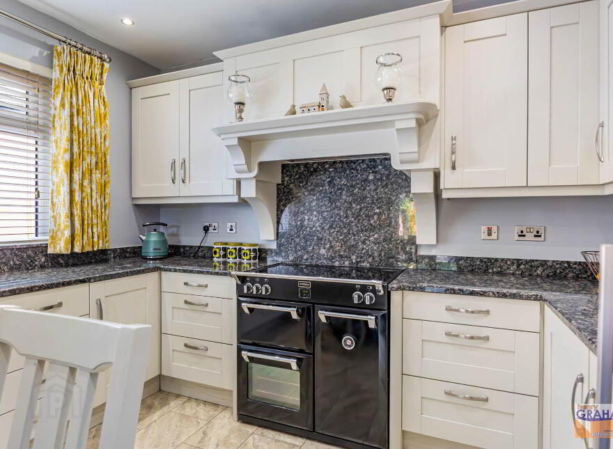 5 Killowen Park, Lisburn, BT28 3LD