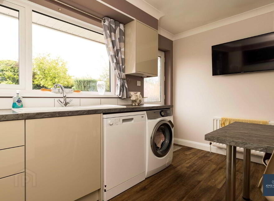 41 Forest Park, Markethill, BT60 1QS