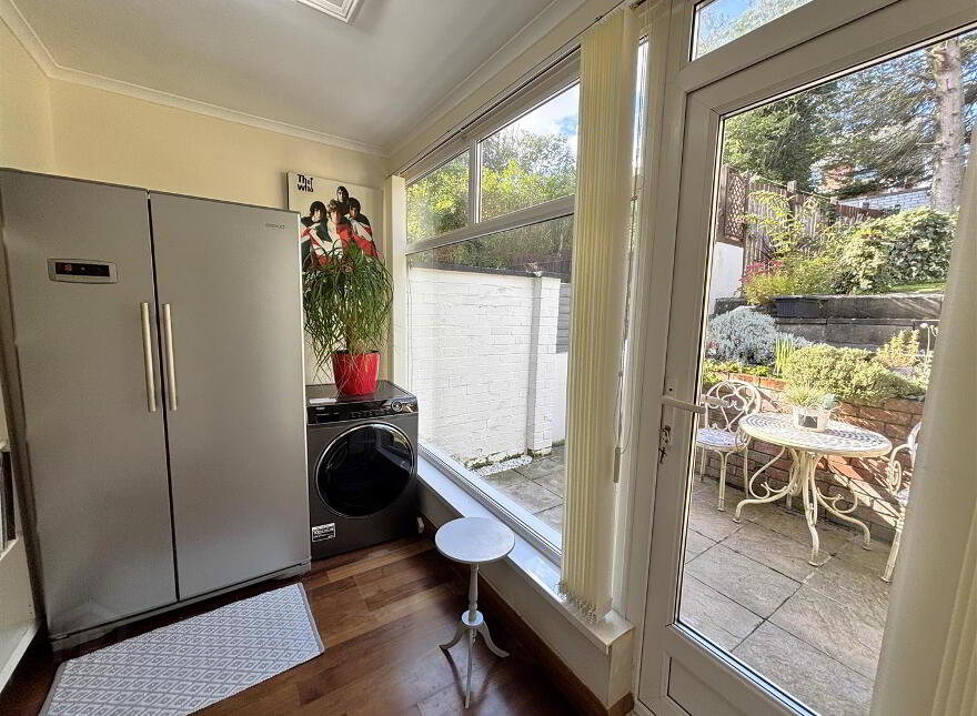 332 Ballysillan Road, Belfast, BT14 6RB