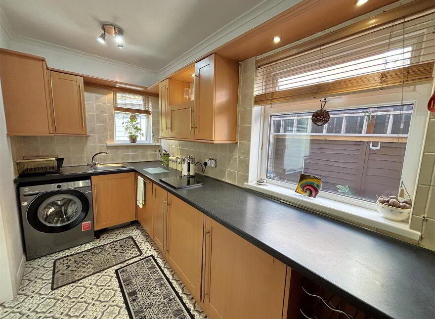 332 Ballysillan Road, Belfast, BT14 6RB