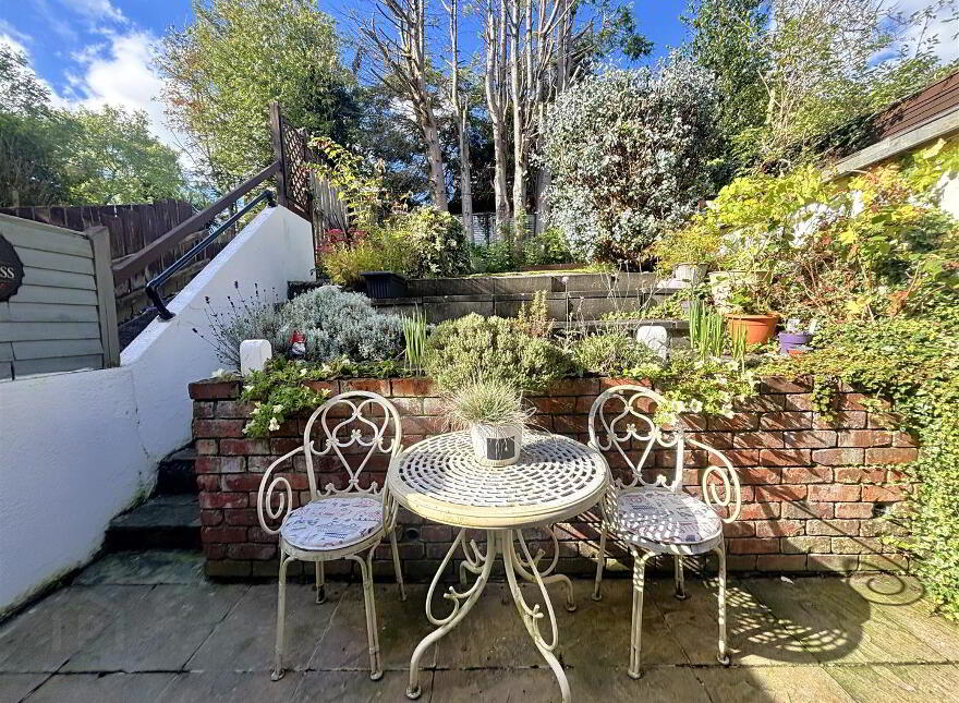 332 Ballysillan Road, Belfast, BT14 6RB