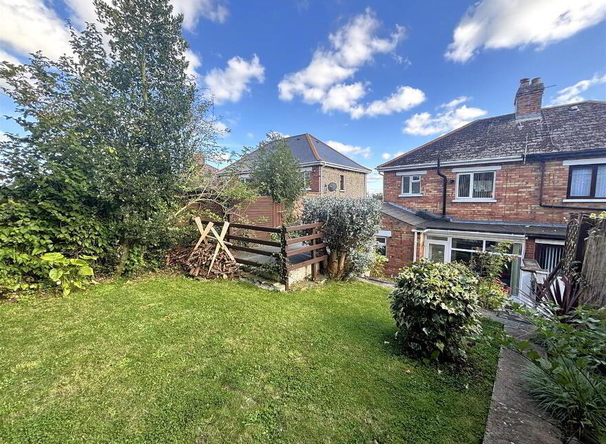 332 Ballysillan Road, Belfast, BT14 6RB