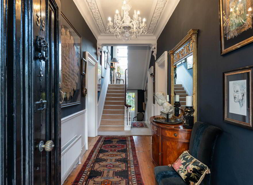 35 Victoria Road, Holywood, BT18 9BD