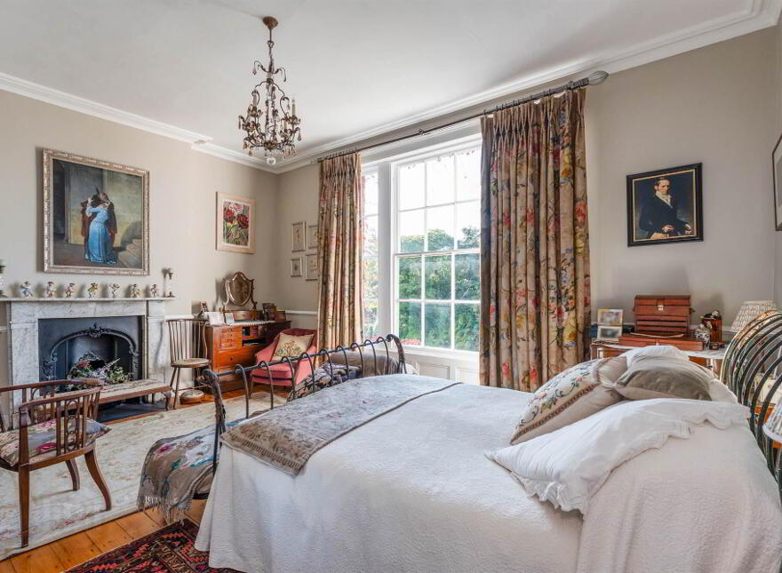 35 Victoria Road, Holywood, BT18 9BD