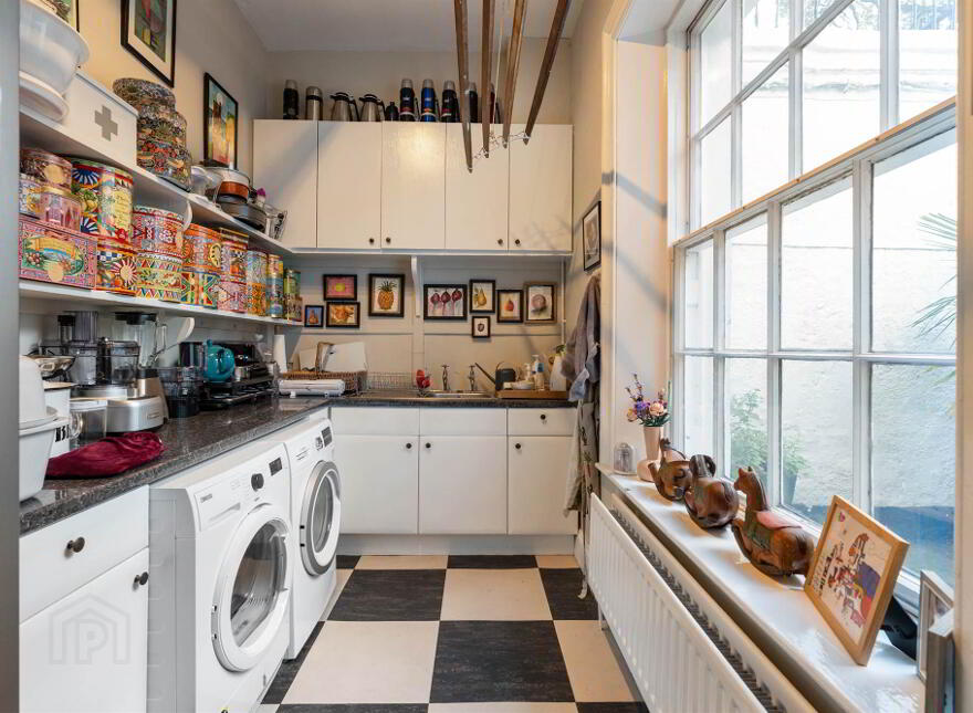35 Victoria Road, Holywood, BT18 9BD
