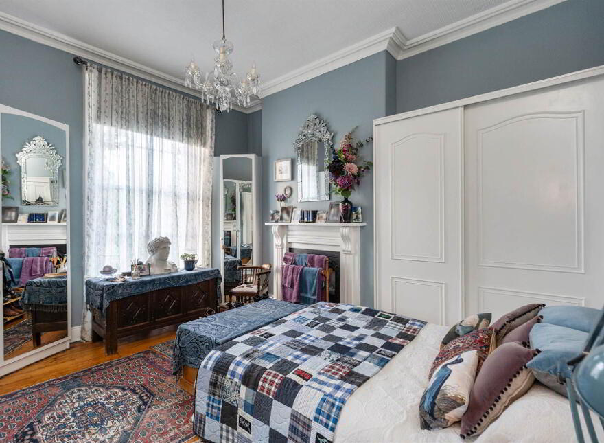 35 Victoria Road, Holywood, BT18 9BD