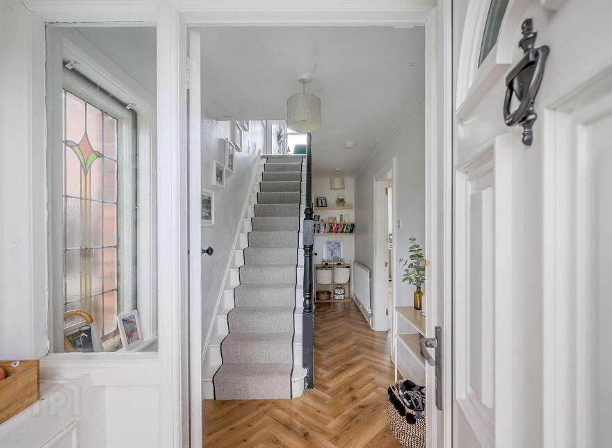 271 Holywood Road, Belfast, BT4 2EW