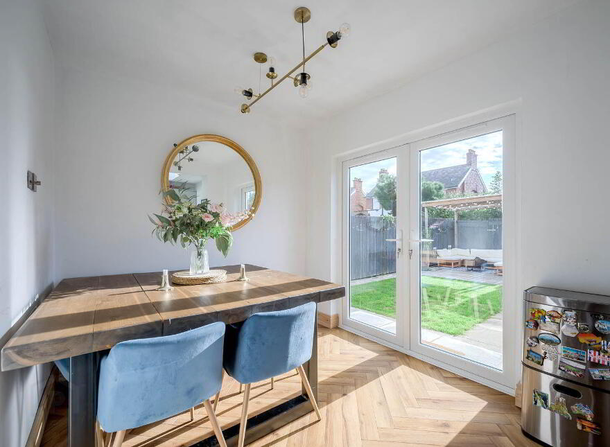 271 Holywood Road, Belfast, BT4 2EW