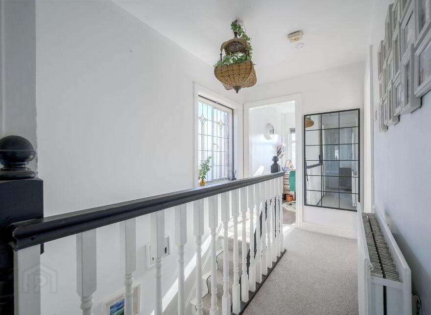 271 Holywood Road, Belfast, BT4 2EW