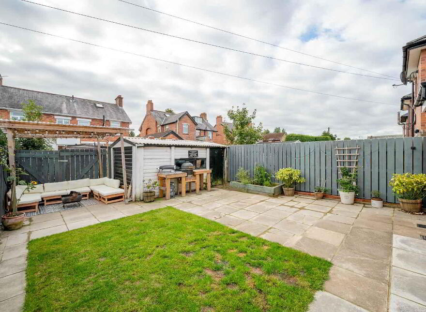 271 Holywood Road, Belfast, BT4 2EW