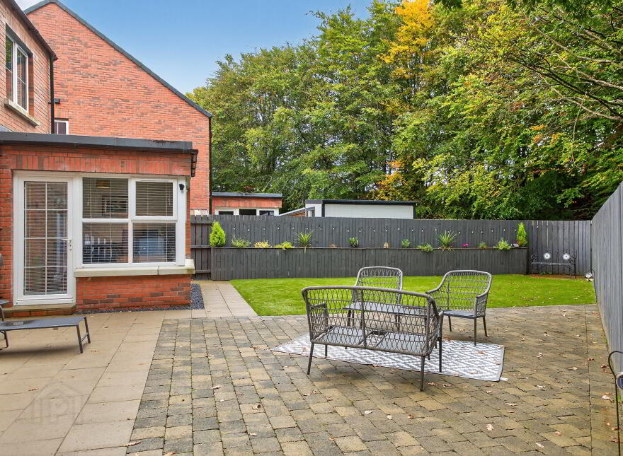 12 Frys Meadow, Ballymena, BT43 7BU
