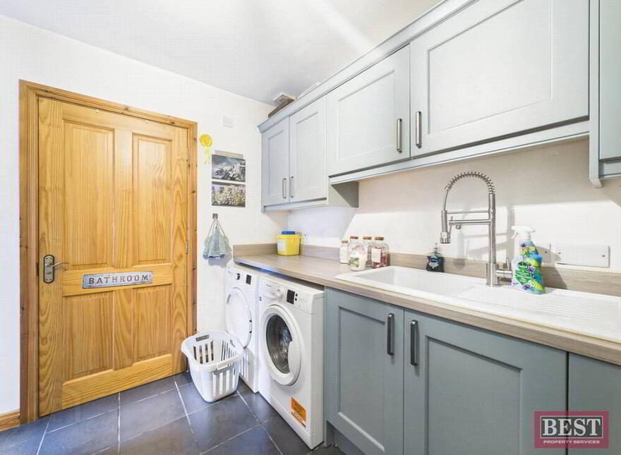 15 Church Square, Rathfriland, Newry, BT34 5PT