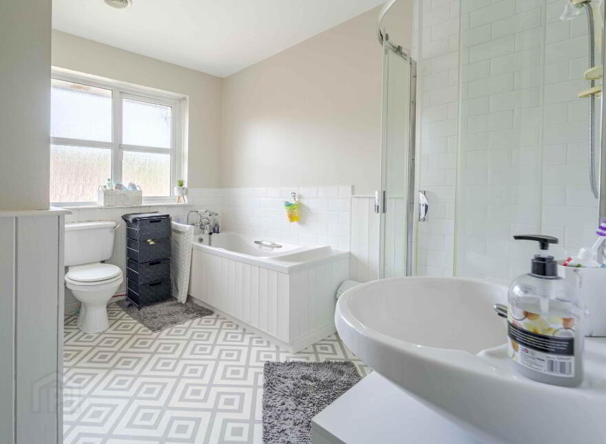 53 Knockdarragh Park, Lisburn, BT28 2XZ