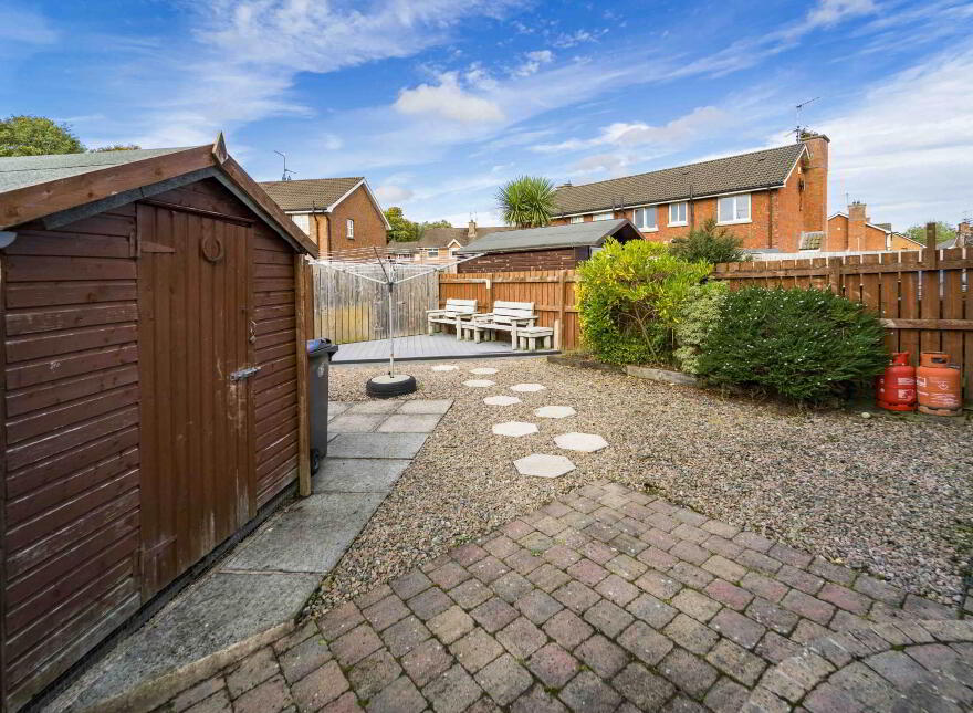 53 Knockdarragh Park, Lisburn, BT28 2XZ