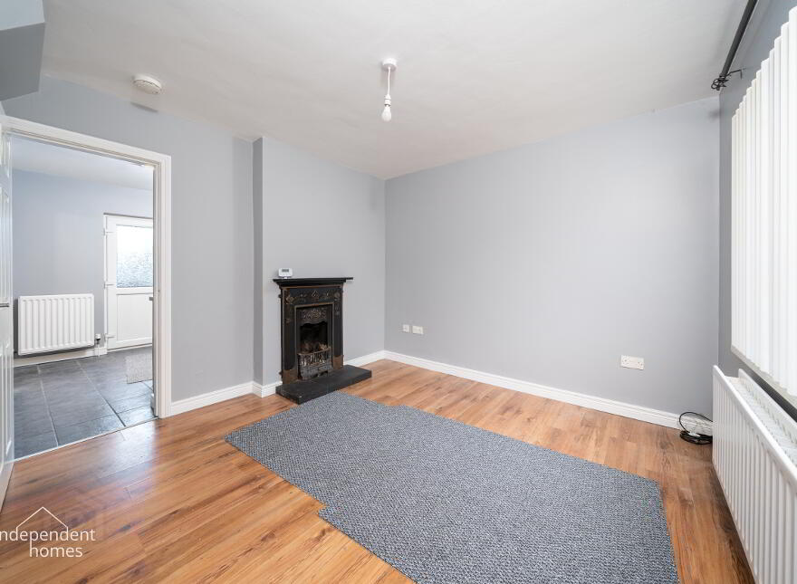 4 Elizabeth Avenue, Larne, BT40 1QP