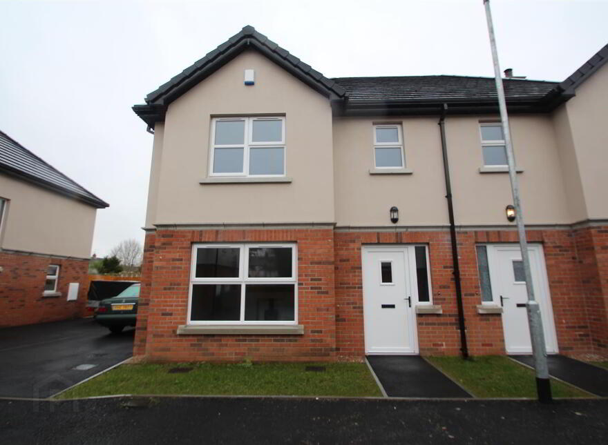 22 Weavers Court, Lurgan, Craigavon, BT66 8FB photo