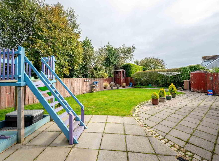 3 Edgewater Cove, Donaghadee, BT21 0EG