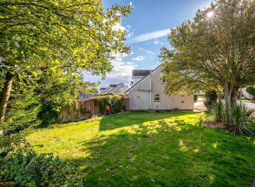 3 Edgewater Cove, Donaghadee, BT21 0EG