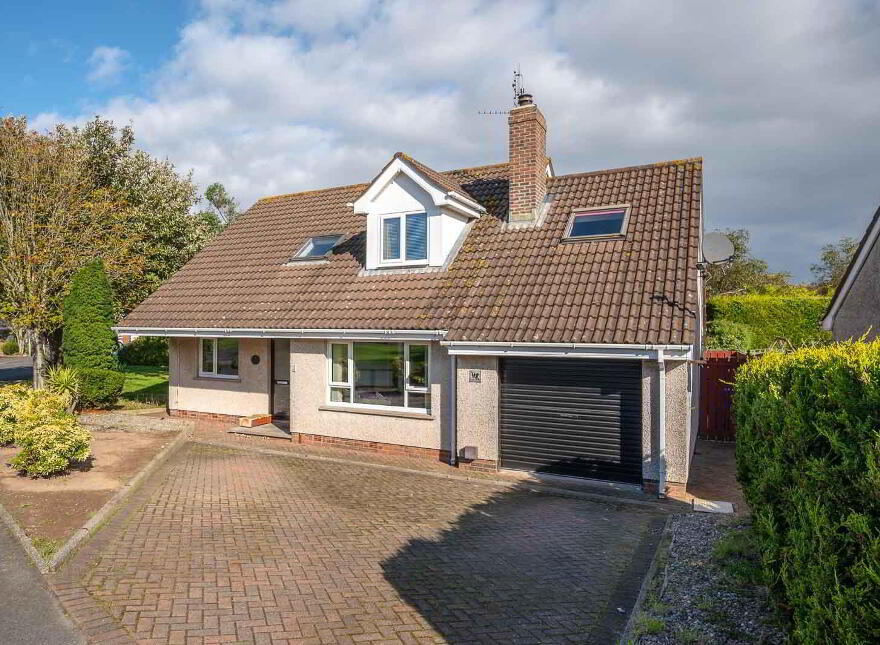 3 Edgewater Cove, Donaghadee, BT21 0EG