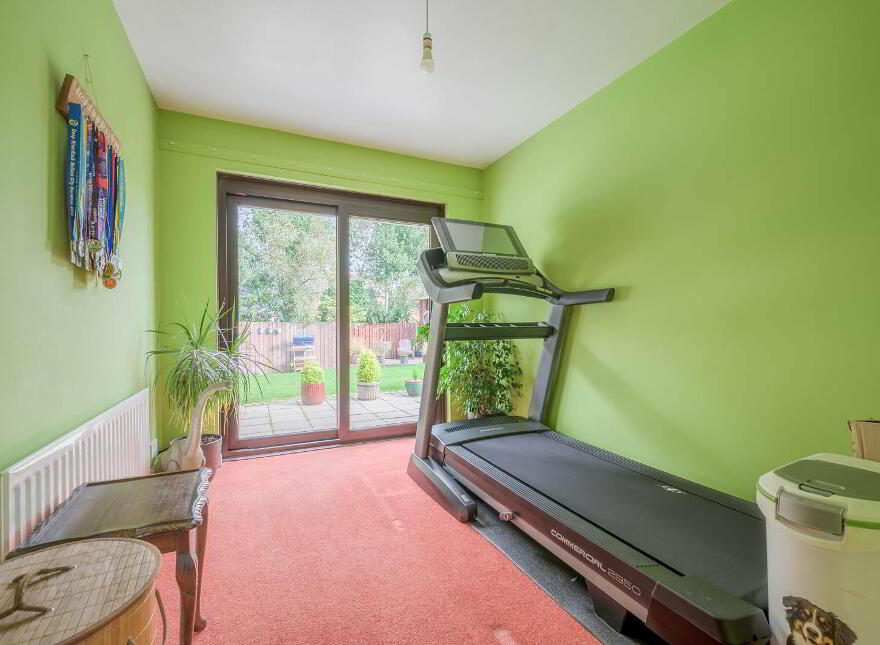 3 Edgewater Cove, Donaghadee, BT21 0EG