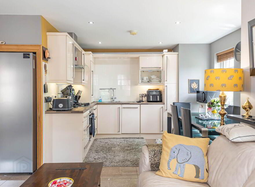 26 Linen Mews, Lisburn, BT28 3WU