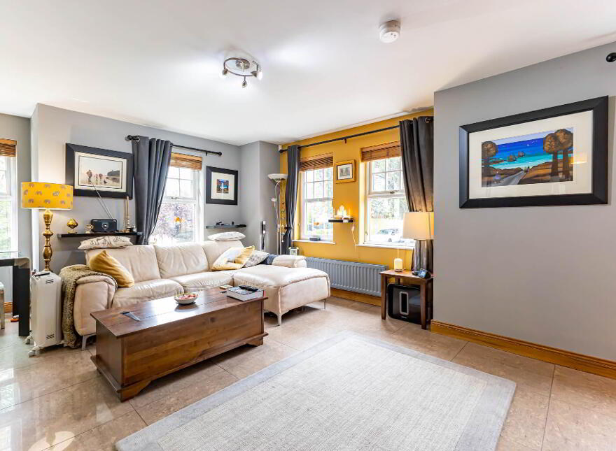 26 Linen Mews, Lisburn, BT28 3WU