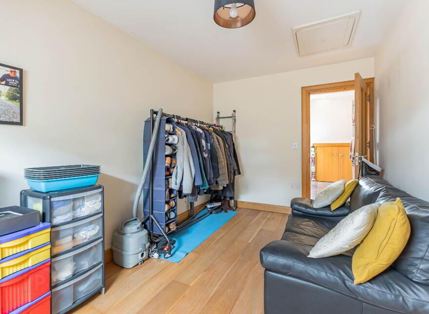 26 Linen Mews, Lisburn, BT28 3WU