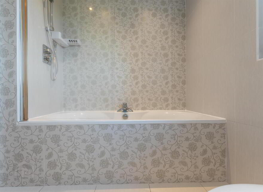 17 St. Andrews Avenue, Ballyhalbert, Newtownards, BT22 1FX