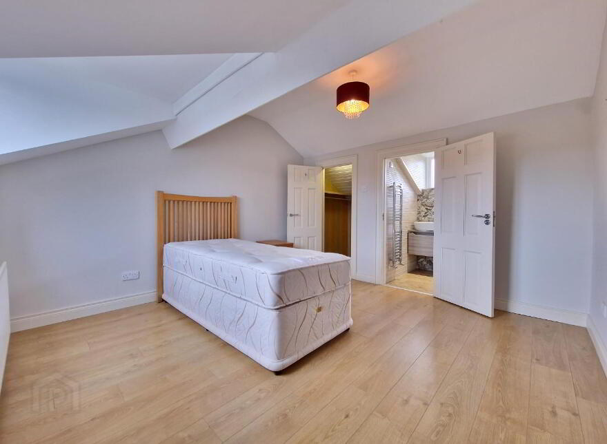6 Glenbrae, Dromore, BT25 1LS