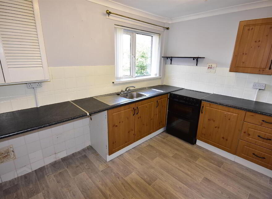 17b Greenpark Drive, Antrim, BT41 4EL