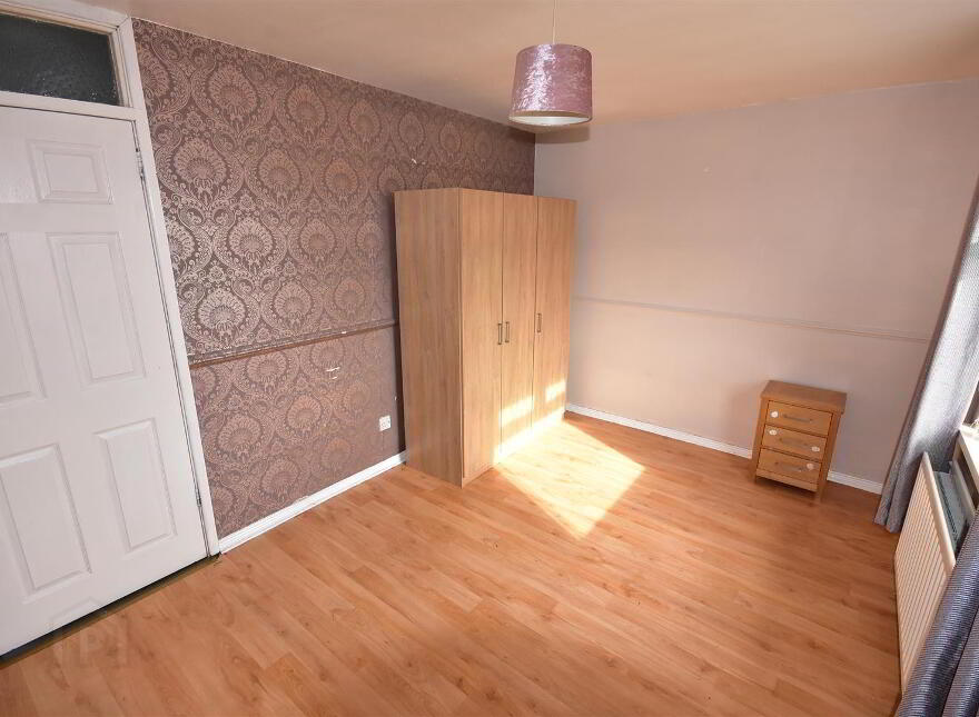 17b Greenpark Drive, Antrim, BT41 4EL