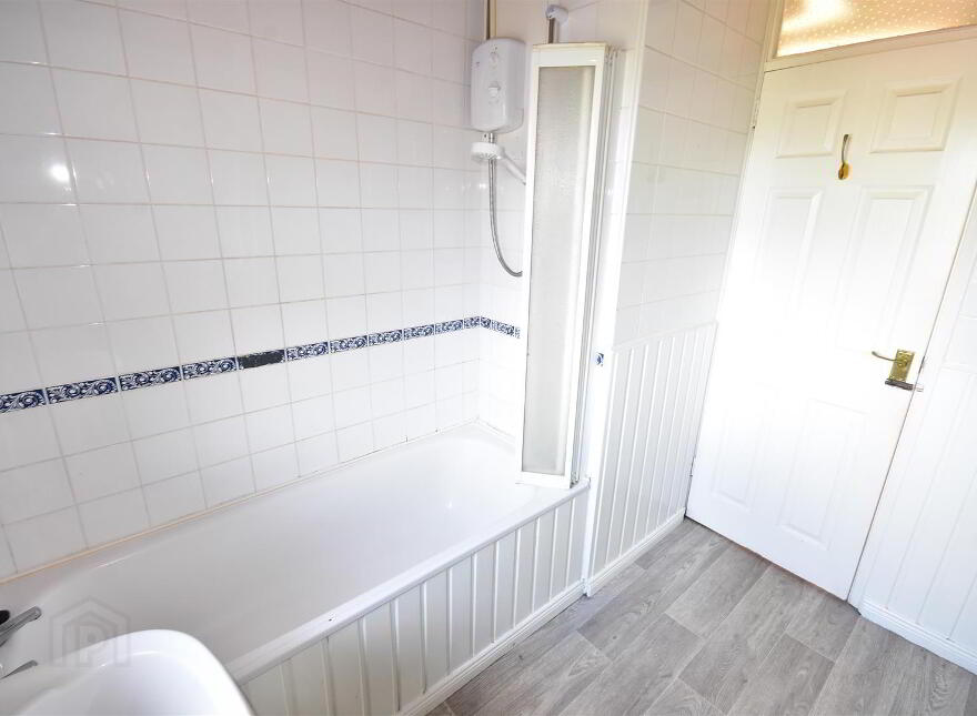 17b Greenpark Drive, Antrim, BT41 4EL