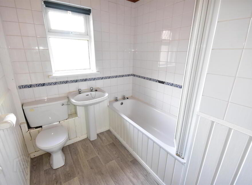 17b Greenpark Drive, Antrim, BT41 4EL