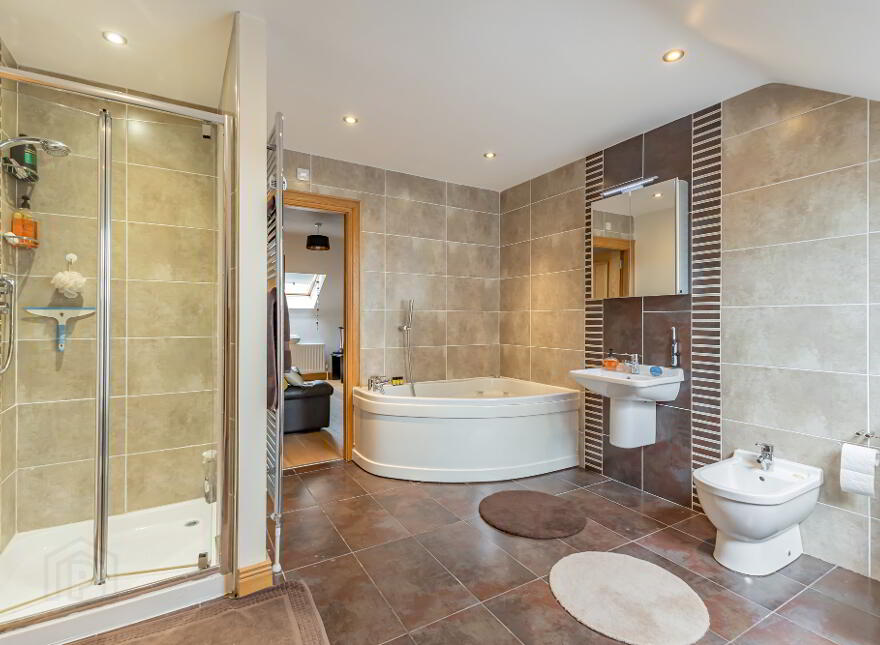 26 Linen Mews, Lisburn, BT28 3WU