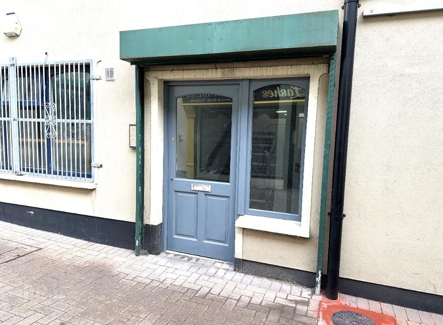 Apartment 1, 40 Main Street, Coalisland, BT71 4NB photo